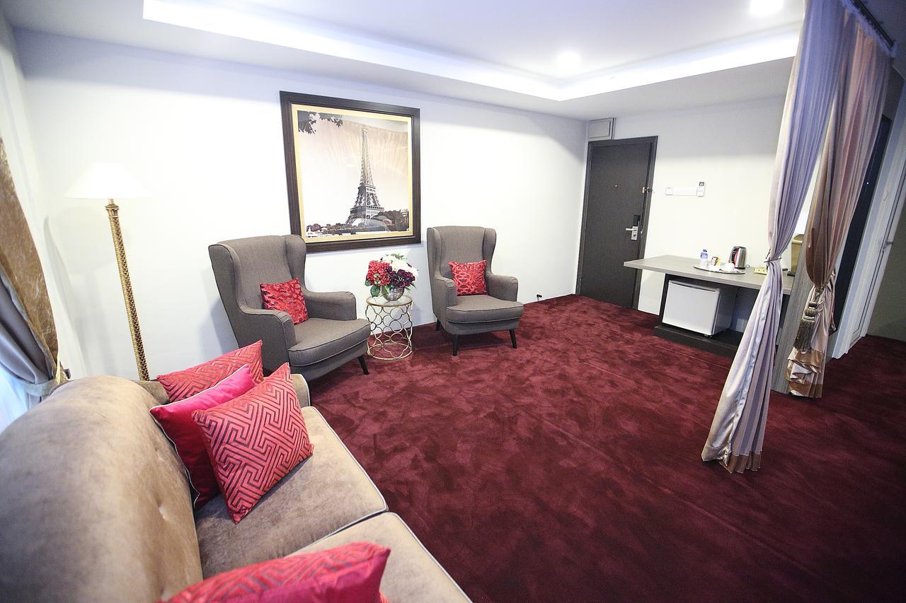 Al Khatiri Hotel Кубанг Кериан Екстериор снимка