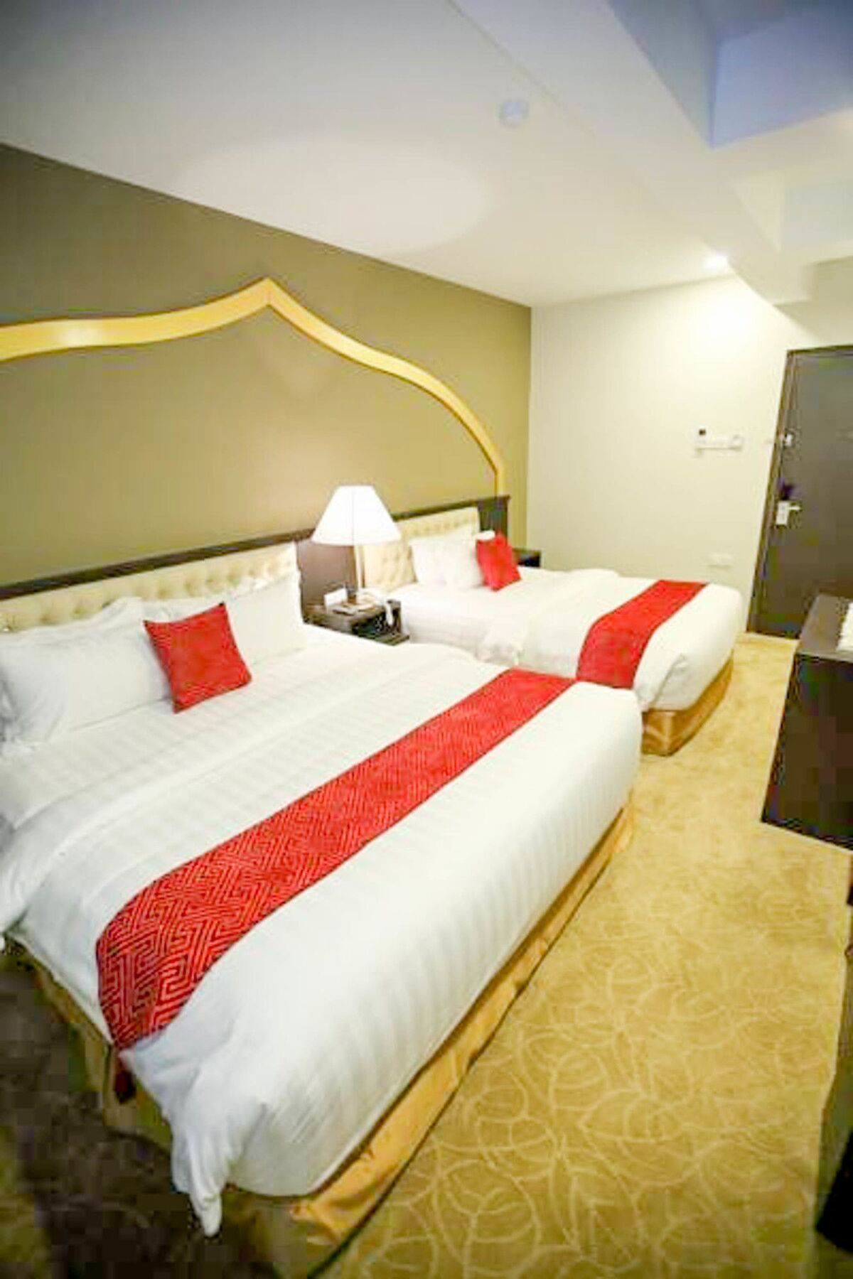 Al Khatiri Hotel Кубанг Кериан Екстериор снимка